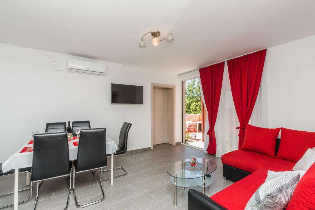 Apartments Karalic Crikvenica Exteriör bild