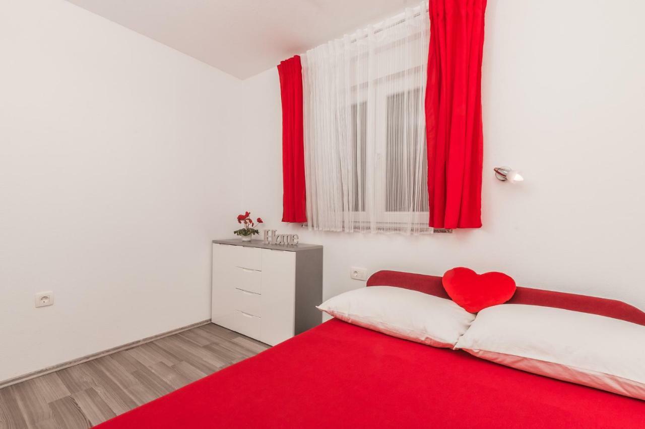 Apartments Karalic Crikvenica Exteriör bild