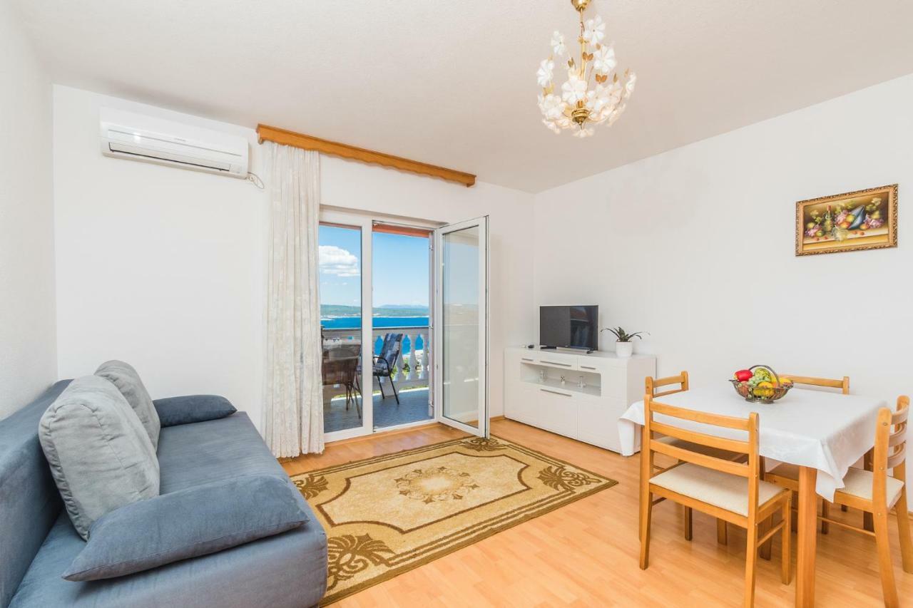 Apartments Karalic Crikvenica Exteriör bild